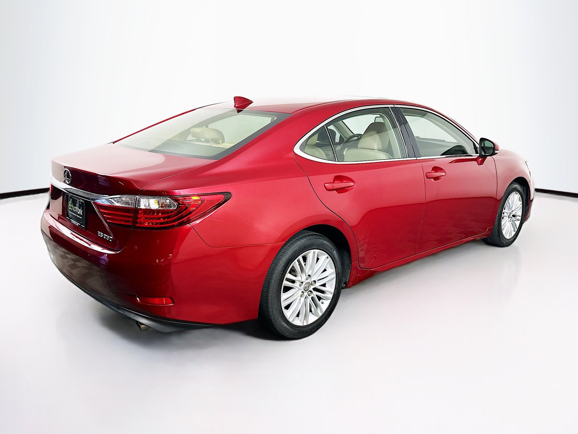 Used 2015 Lexus ES 350 w/ Luxury Package FWD image 9