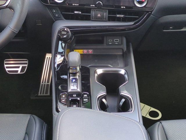 New 2026 Lexus NX 450h+ F Sport AWD/4WD image 18
