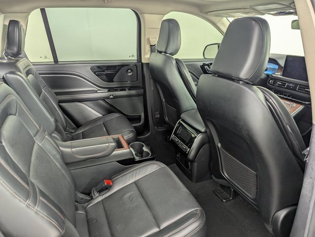 Used 2021 Lincoln Aviator Reserve w/ Equipment Group 208A image 21