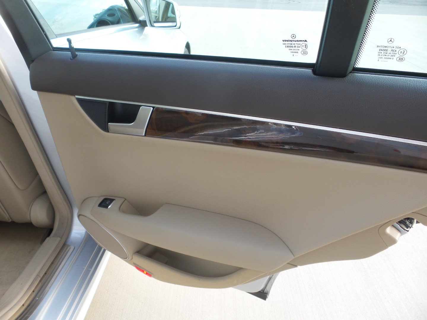 Used 2013 Mercedes-Benz C 250 Sedan image 56
