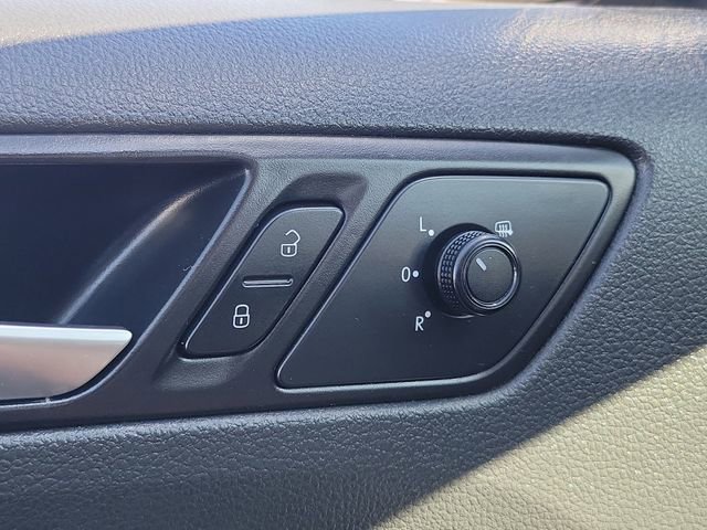 Used 2018 Volkswagen Jetta Wolfsburg Edition image 15