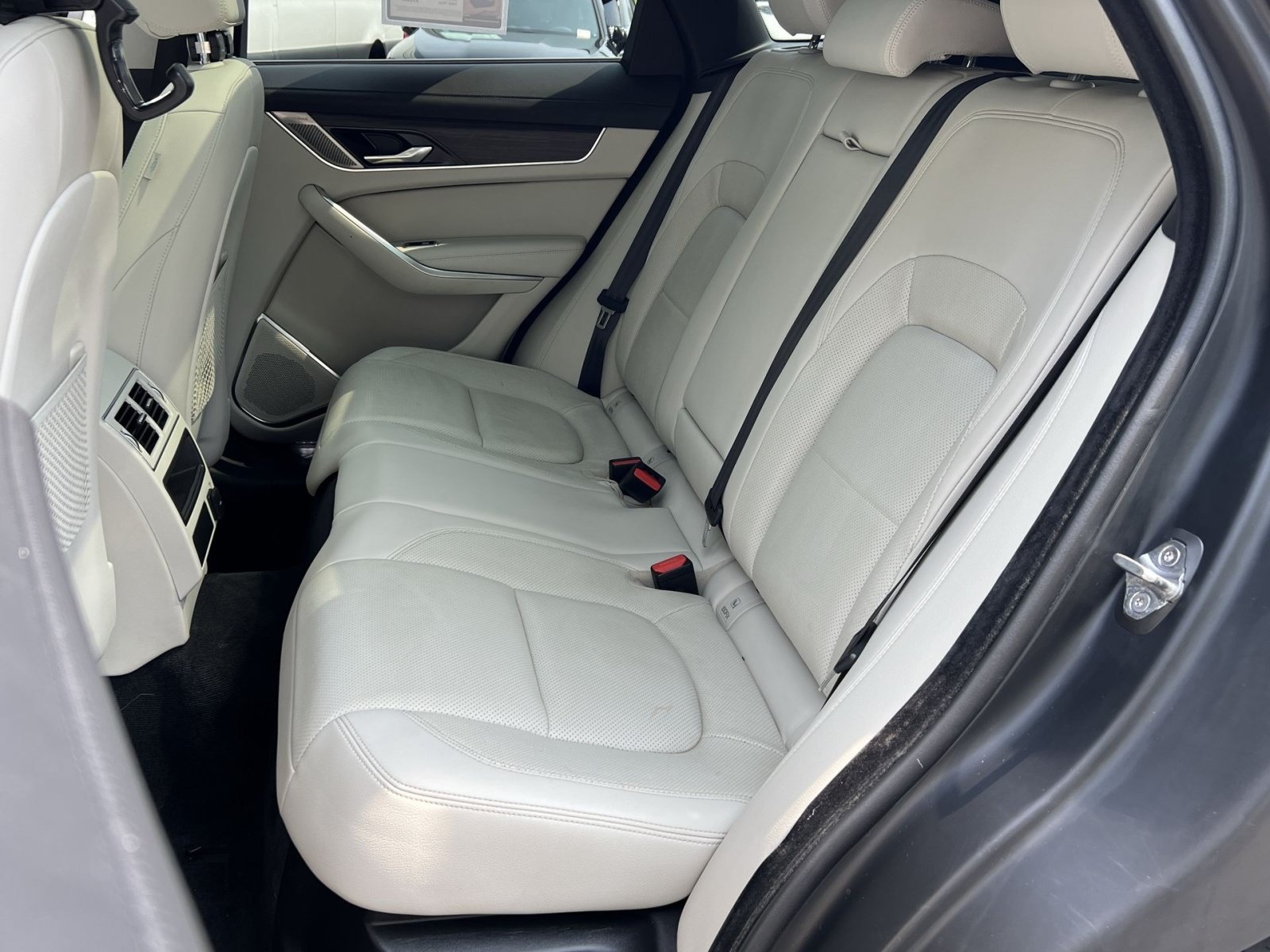 Used 2022 Jaguar F-PACE S AWD/4WD image 30