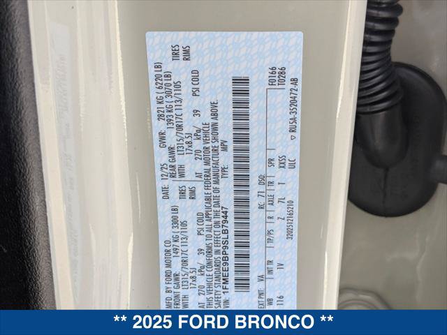 New 2025 Ford Bronco Badlands w/ Sasquatch Package AWD/4WD image 21
