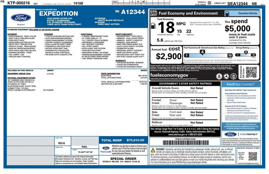 Used 2025 Ford Expedition Active AWD/4WD image 2