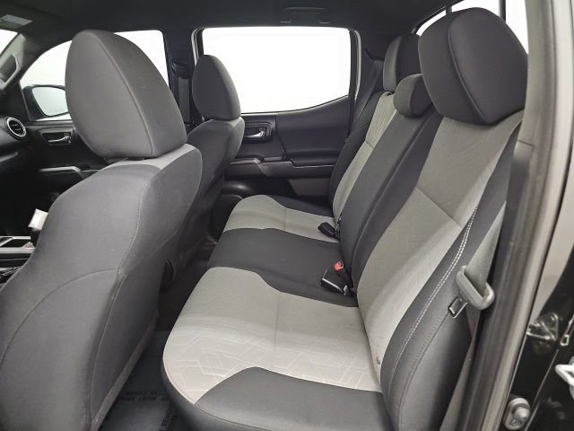 Used 2020 Toyota Tacoma TRD Off-Road w/ Technology Package AWD/4WD image 27