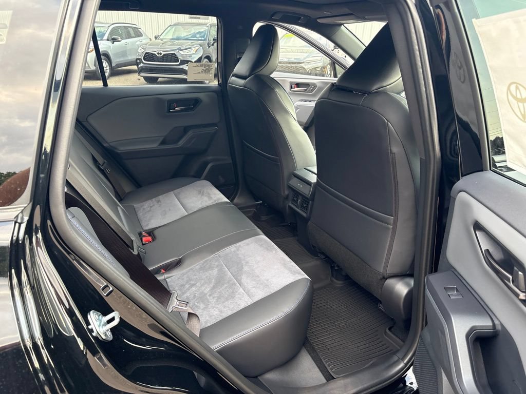 Used 2026 Toyota RAV4 AWD Plug-in Hybrid image 17