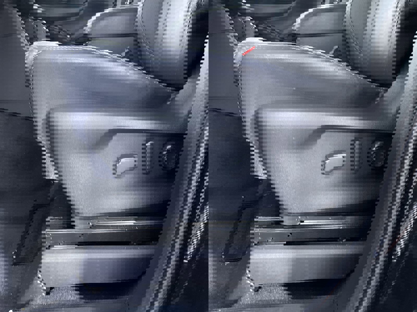 Used 2023 Subaru Ascent Limited w/ Technology Package image 13