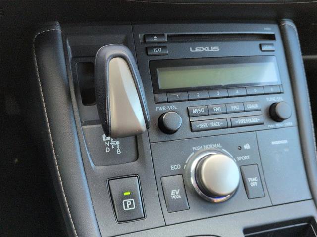 Used 2016 Lexus CT 200h image 12