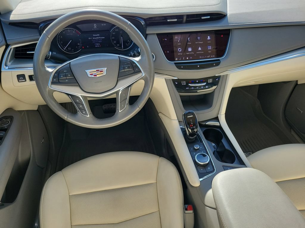Used 2021 Cadillac XT5 Premium Luxury w/ LPO, Floor Liner Package FWD image 29