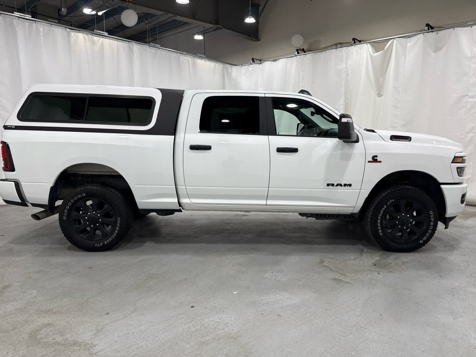 Used 2025 RAM 2500 Big Horn AWD/4WD image 5