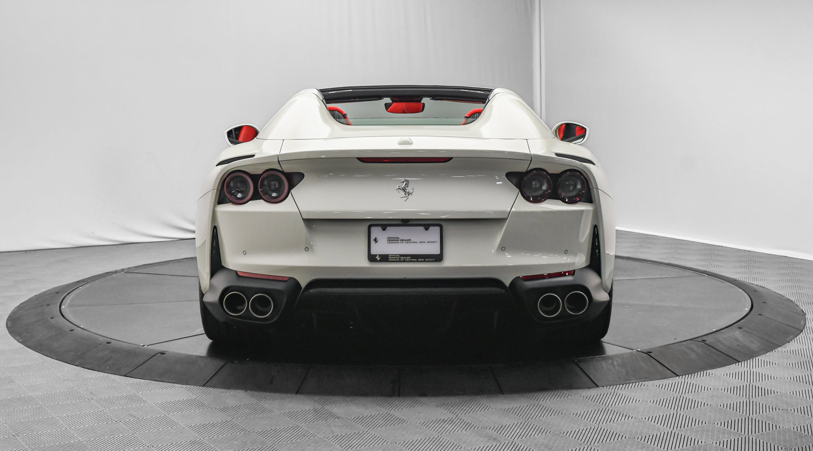 Used 2022 Ferrari 812 GTS RWD image 6