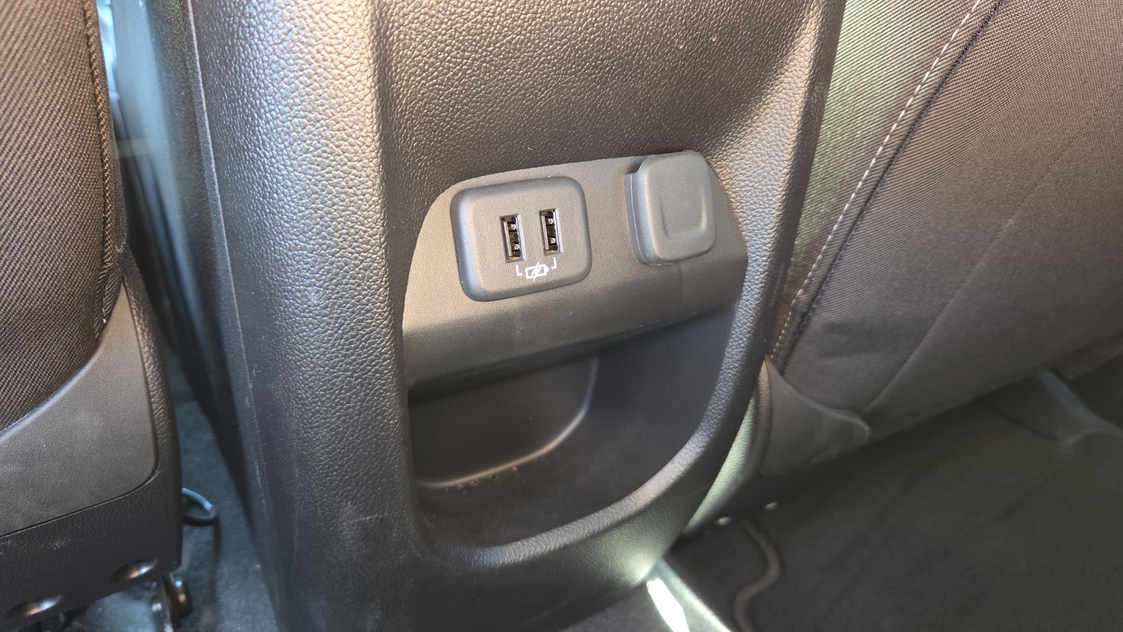 Used 2019 Chevrolet Colorado LT w/ LT Convenience Package image 12