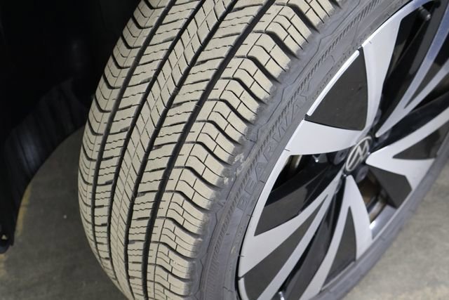 Used 2023 Volkswagen Taos SE image 36