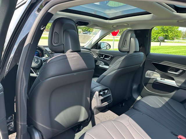 New 2027 Mercedes-Benz E 350 4MATIC Sedan image 18