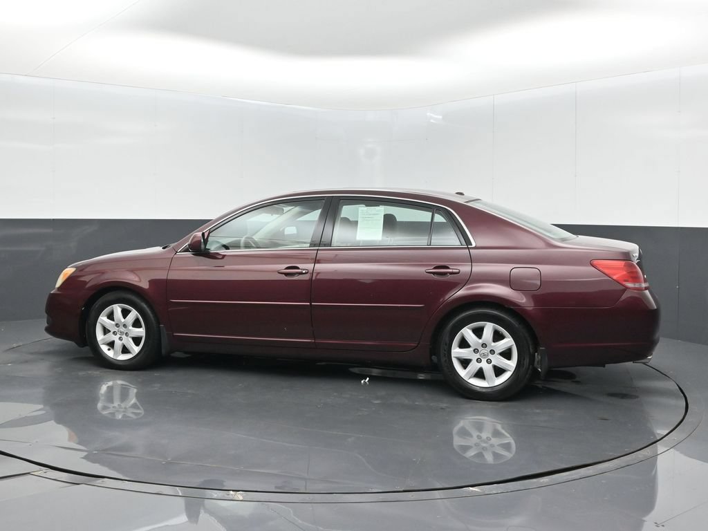 Used 2009 Toyota Avalon FWD image 4