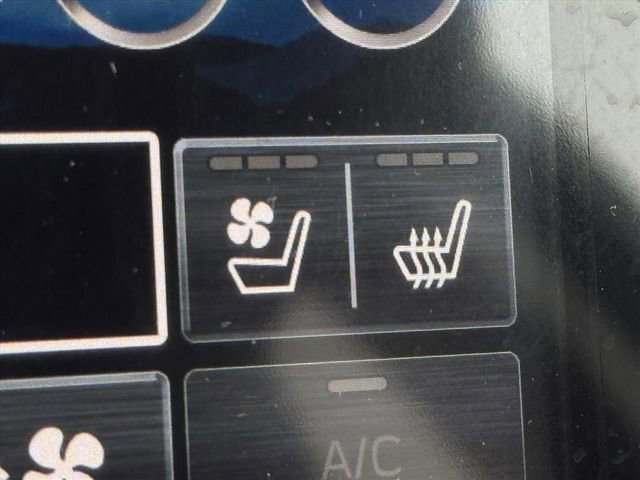 Certified 2024 Subaru Outback Touring XT w/ Popular Package #2 image 19