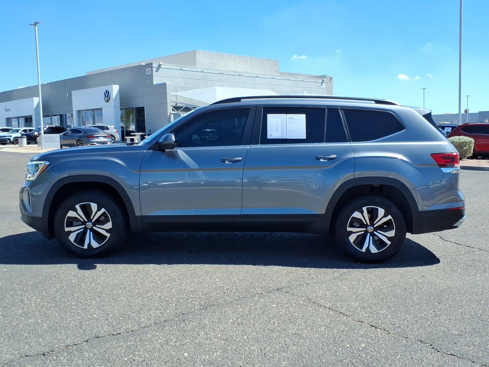 Certified 2024 Volkswagen Atlas SE AWD/4WD image 4
