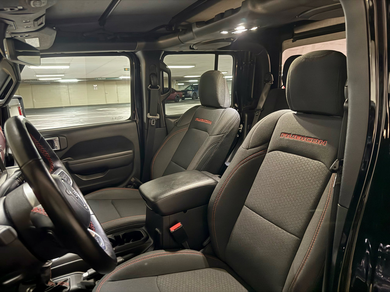 Used 2022 Jeep Gladiator Rubicon w/ Cold Weather Group image 18