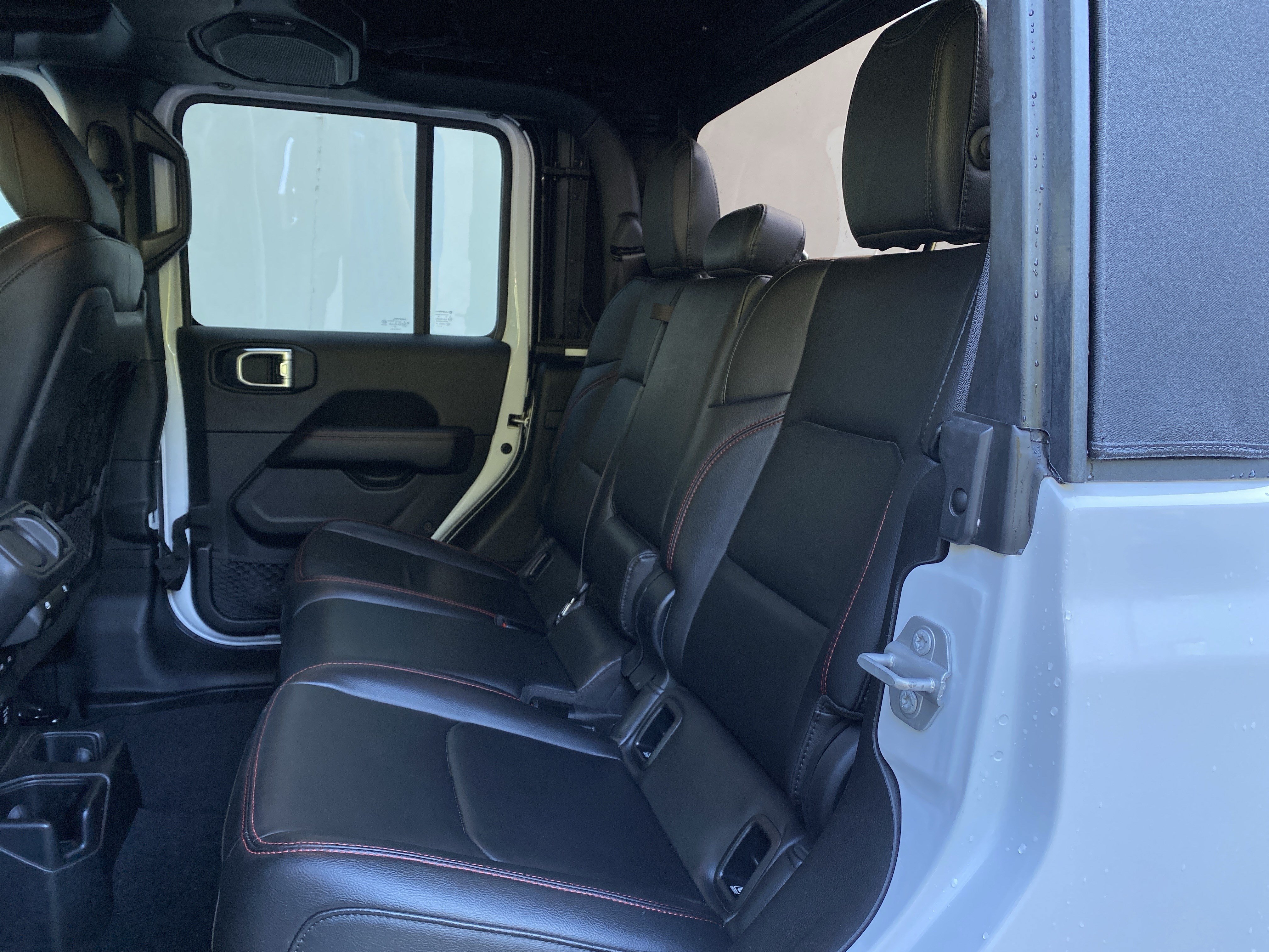 Used 2023 Jeep Gladiator Rubicon w/ LED Lighting Group AWD/4WD image 35
