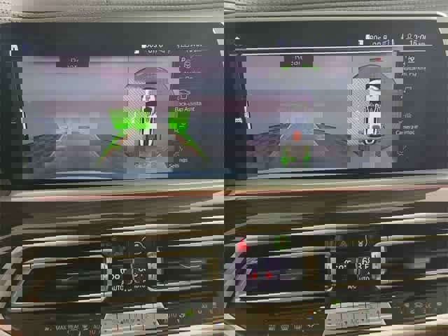 Used 2023 BMW X6 M50i w/ Executive Package image 32