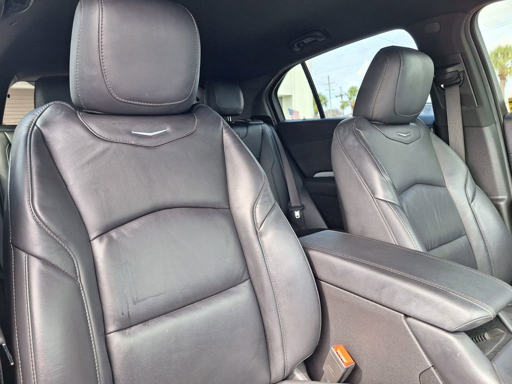 Certified 2023 Cadillac XT4 Premium Luxury w/ Enhanced Visibility Package image 28