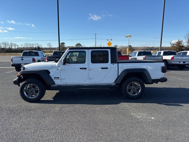 Used 2020 Jeep Gladiator Sport w/ Quick Order Package 24S image 10