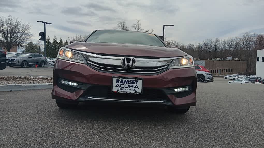 Used 2016 Honda Accord Sport image 9
