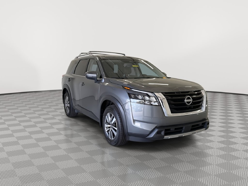Certified 2025 Nissan Pathfinder SL AWD/4WD image 3