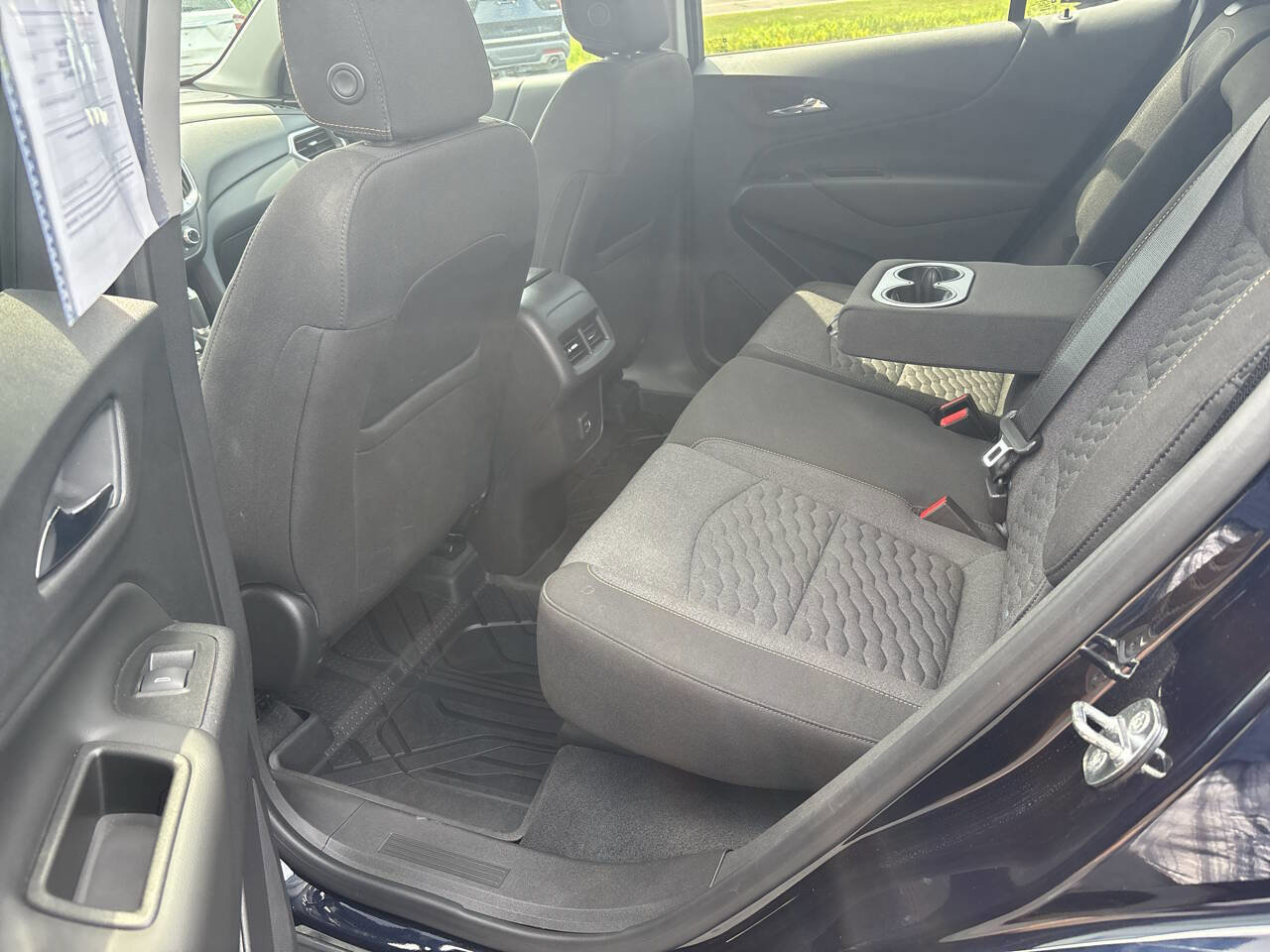 Used 2020 Chevrolet Equinox LT w/ Driver Convenience Package image 7