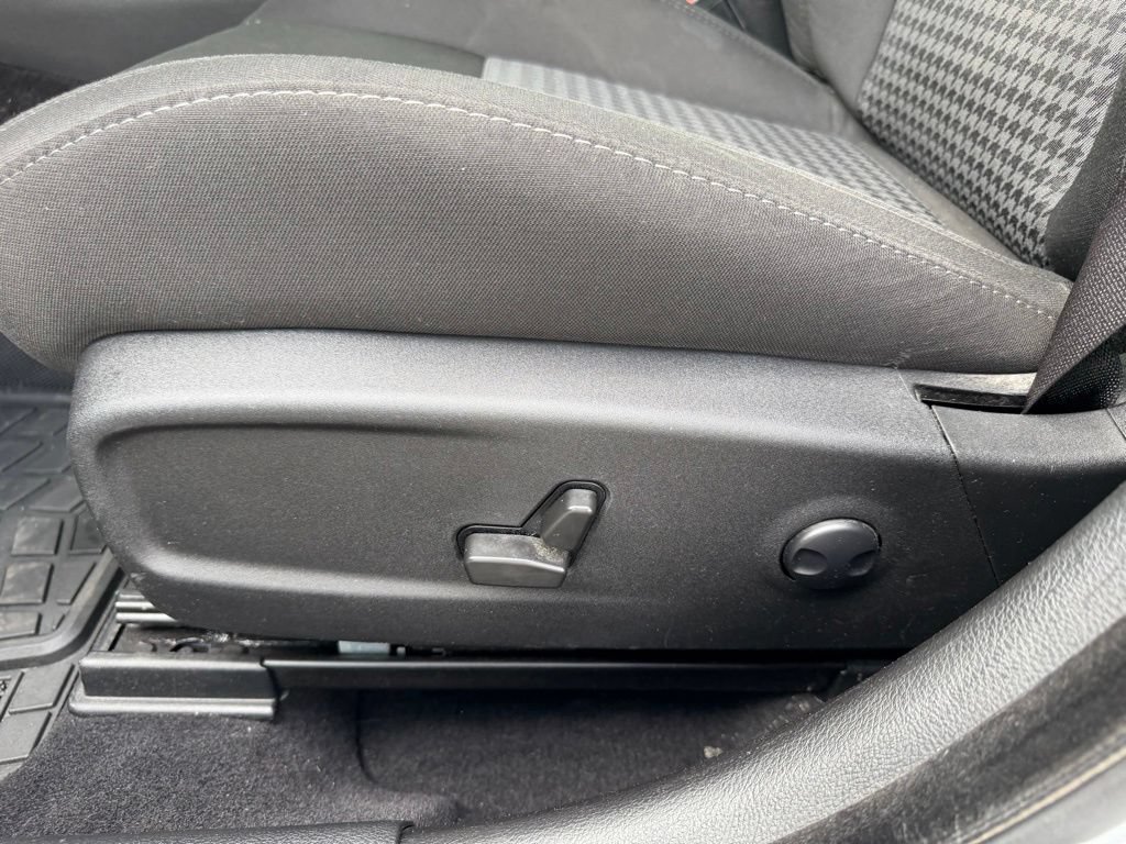 Used 2022 Dodge Charger Scat Pack RWD image 17