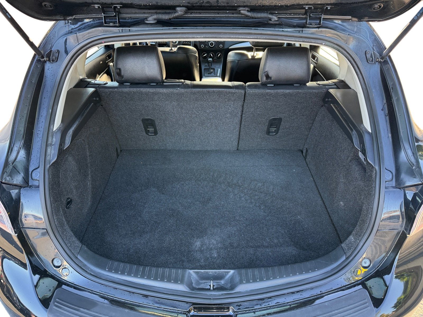 Used 2012 MAZDA MAZDA3 i Grand Touring image 17