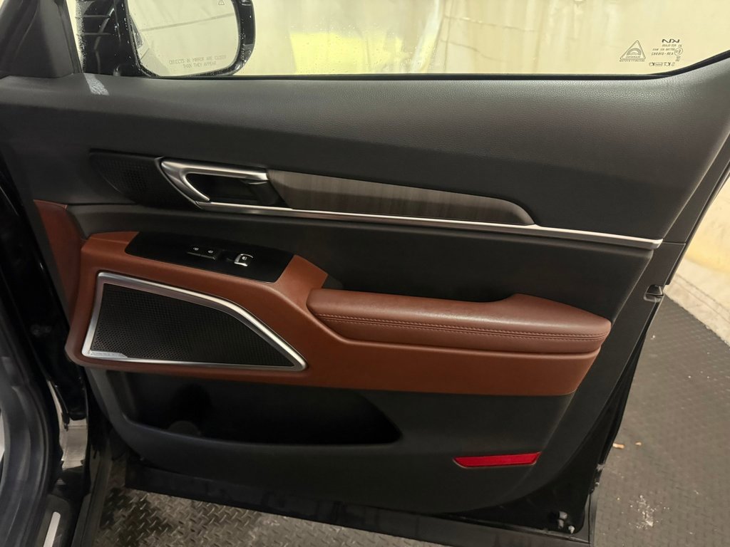 Used 2023 Kia Telluride SX image 30