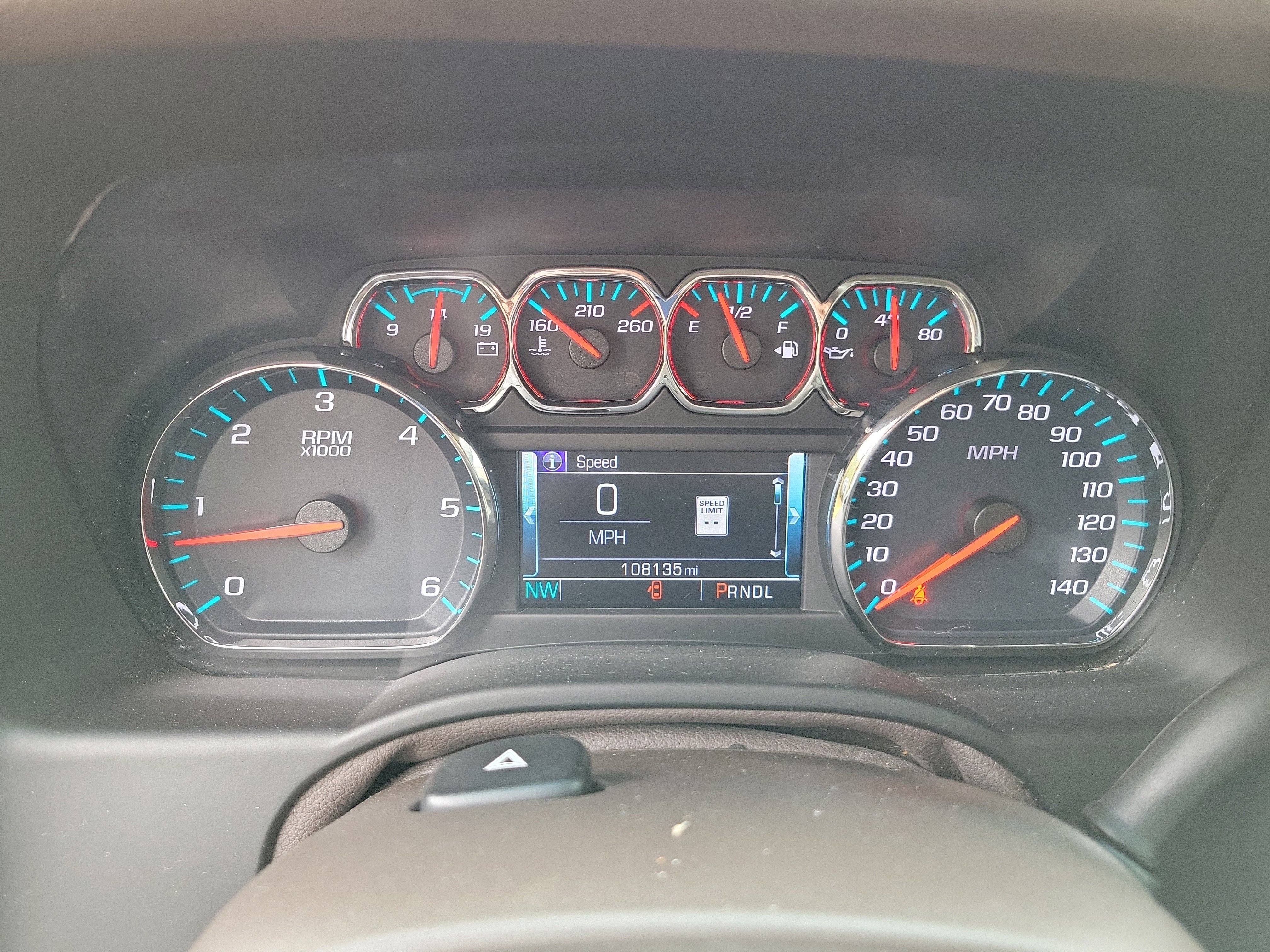 Used 2020 Chevrolet Suburban Premier image 18