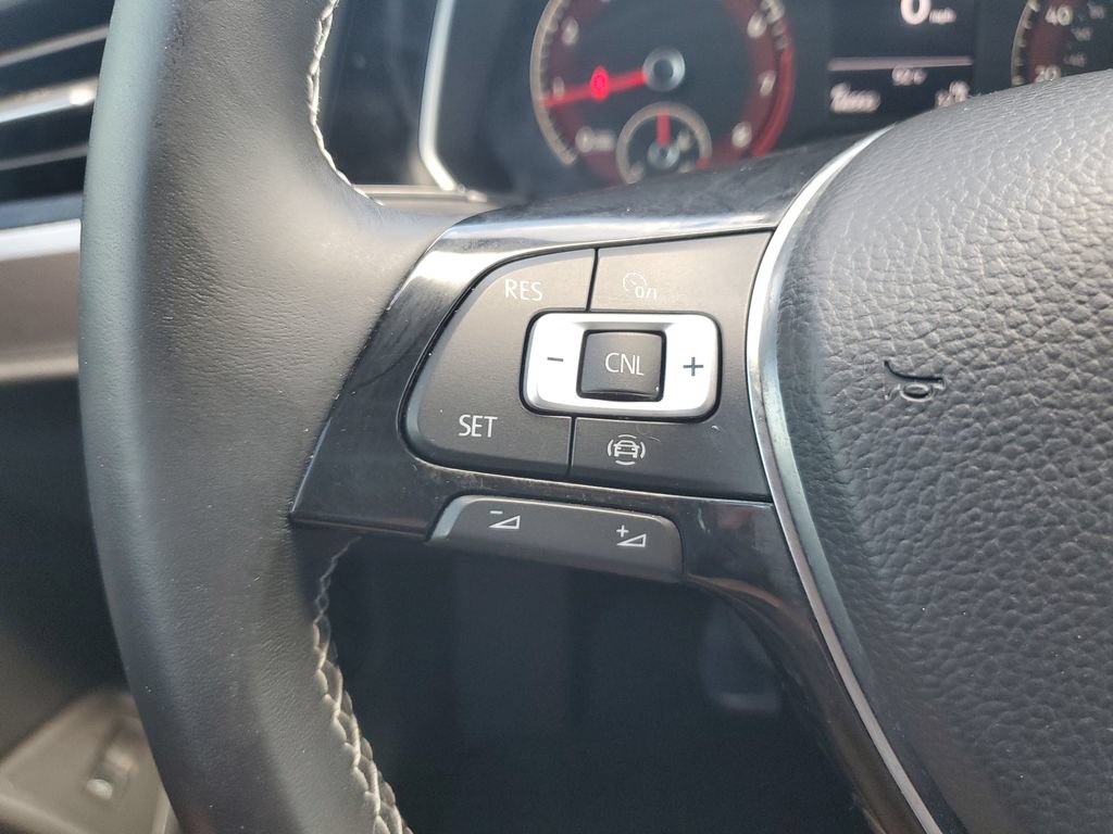 Used 2020 Volkswagen Jetta R-Line FWD image 20