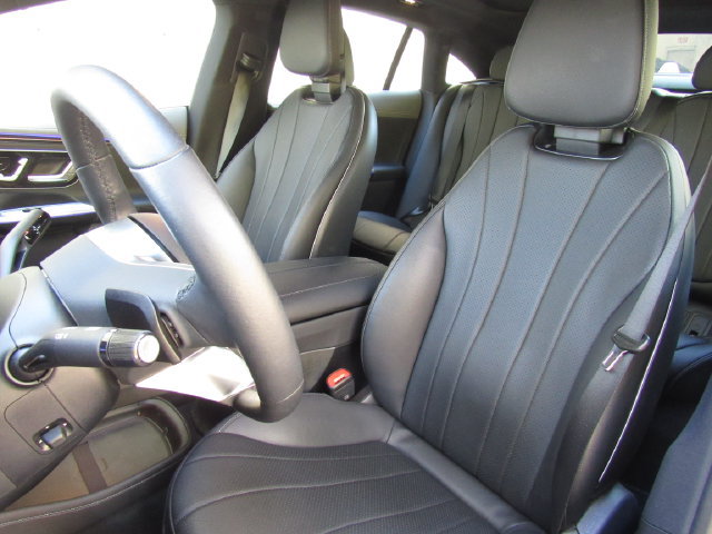 Used 2023 Mercedes-Benz EQE 350+ 4MATIC Sedan w/ Exclusive Trim Package image 11