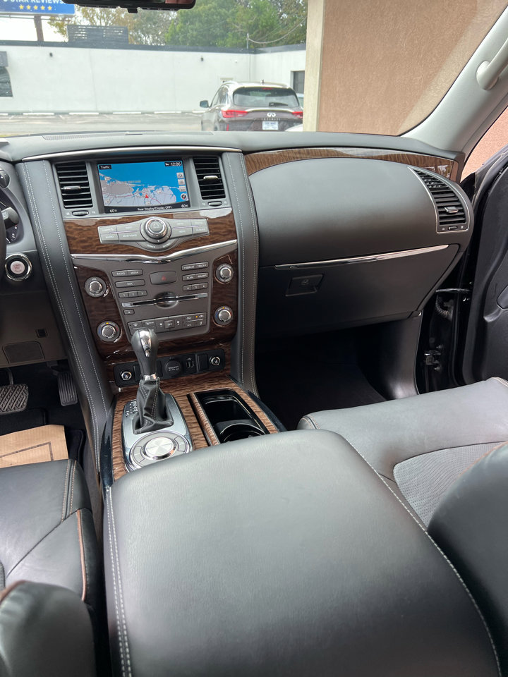Used 2020 Nissan Armada Platinum w/ Captain's Chairs Package image 13