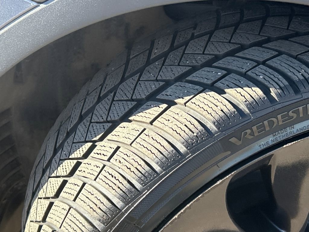 Used 2022 Tesla Model Y Performance image 29