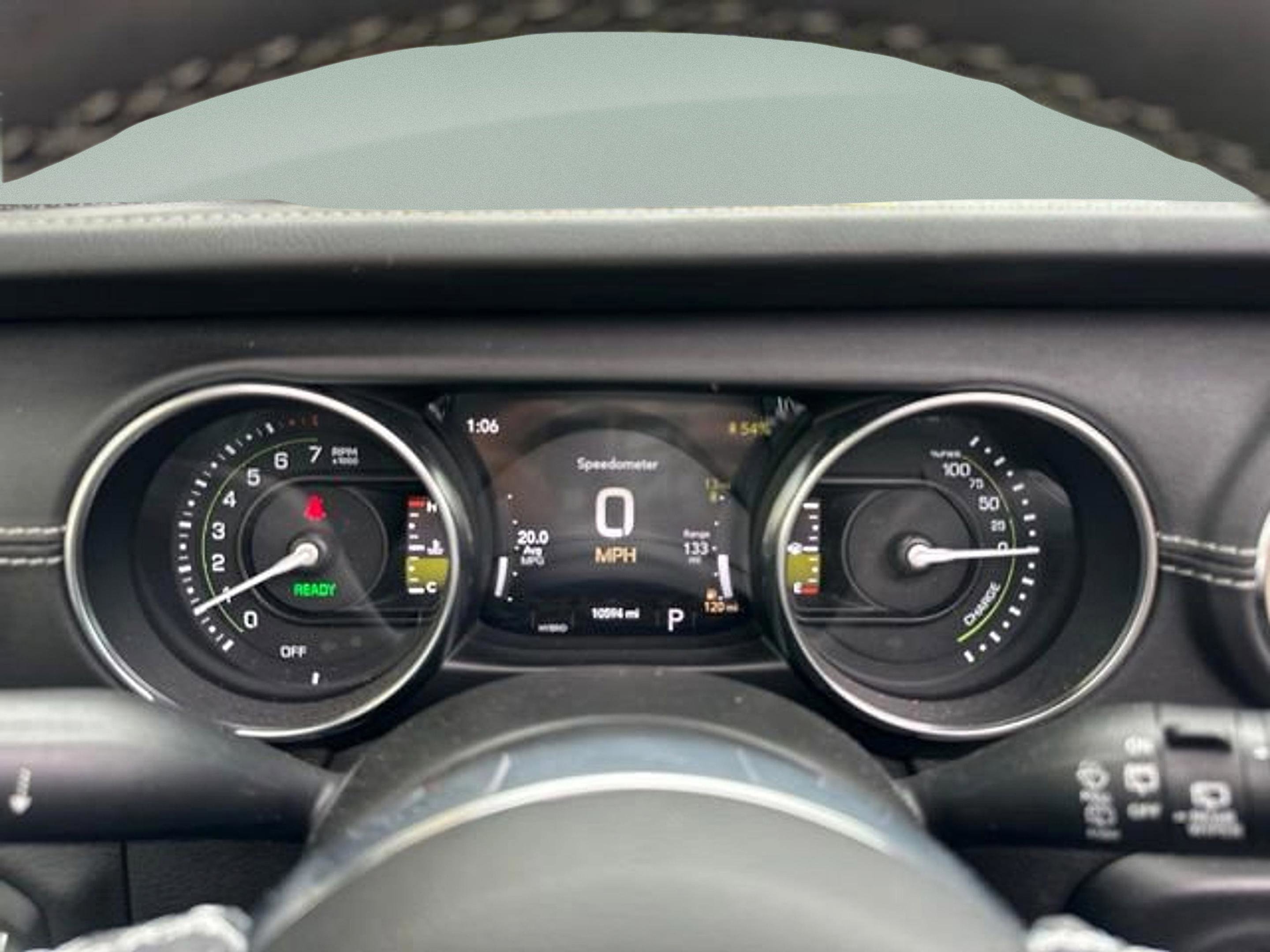Used 2023 Jeep Wrangler Unlimited Sahara w/ Cold Weather Group AWD/4WD image 26