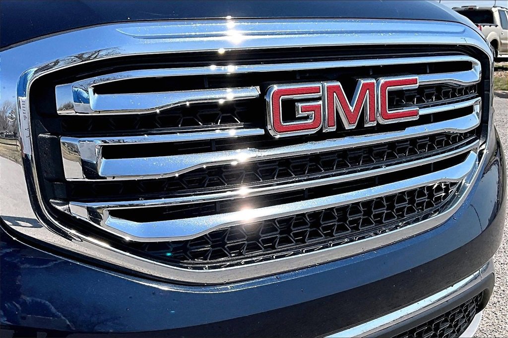 Used 2017 GMC Acadia SLT image 29