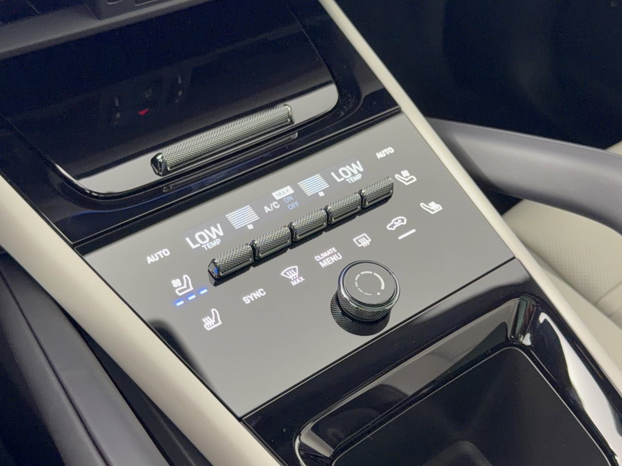 New 2026 Porsche Cayenne AWD/4WD image 22