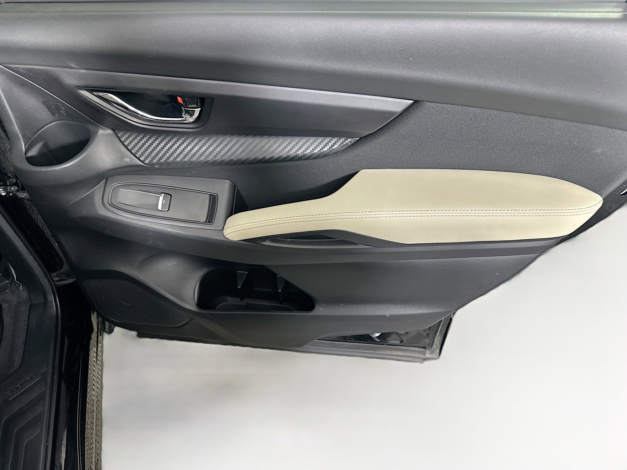 Used 2025 Subaru Ascent Premium image 30