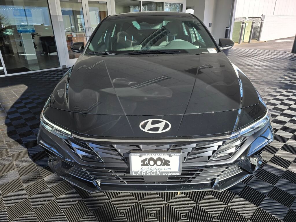 New 2026 Hyundai Elantra SEL Sport image 9