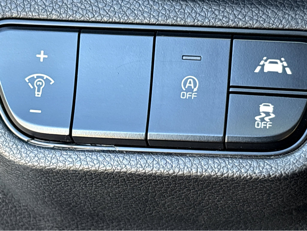 Used 2021 Kia Seltos SX w/ SX Sunroof Package image 11