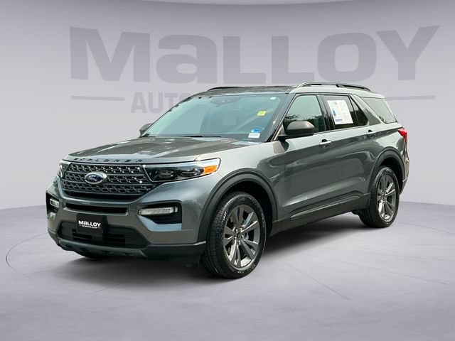 Used 2021 Ford Explorer XLT w/ Equipment Group 202A AWD/4WD image 1