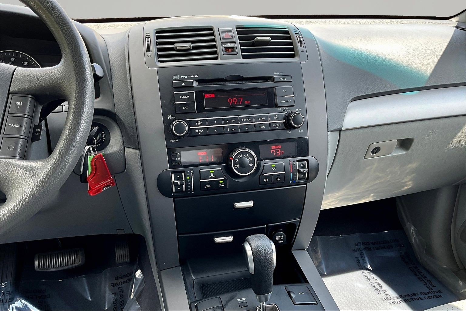 Used 2009 Kia Borrego LX w/ Convenience Pkg AWD/4WD image 9