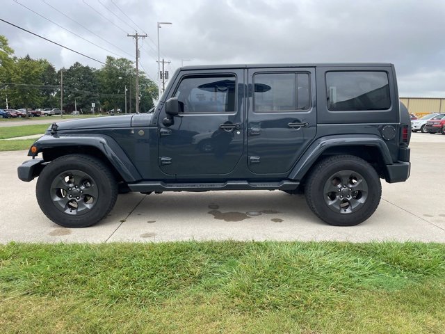 Used 2017 Jeep Wrangler Unlimited Sport image 10