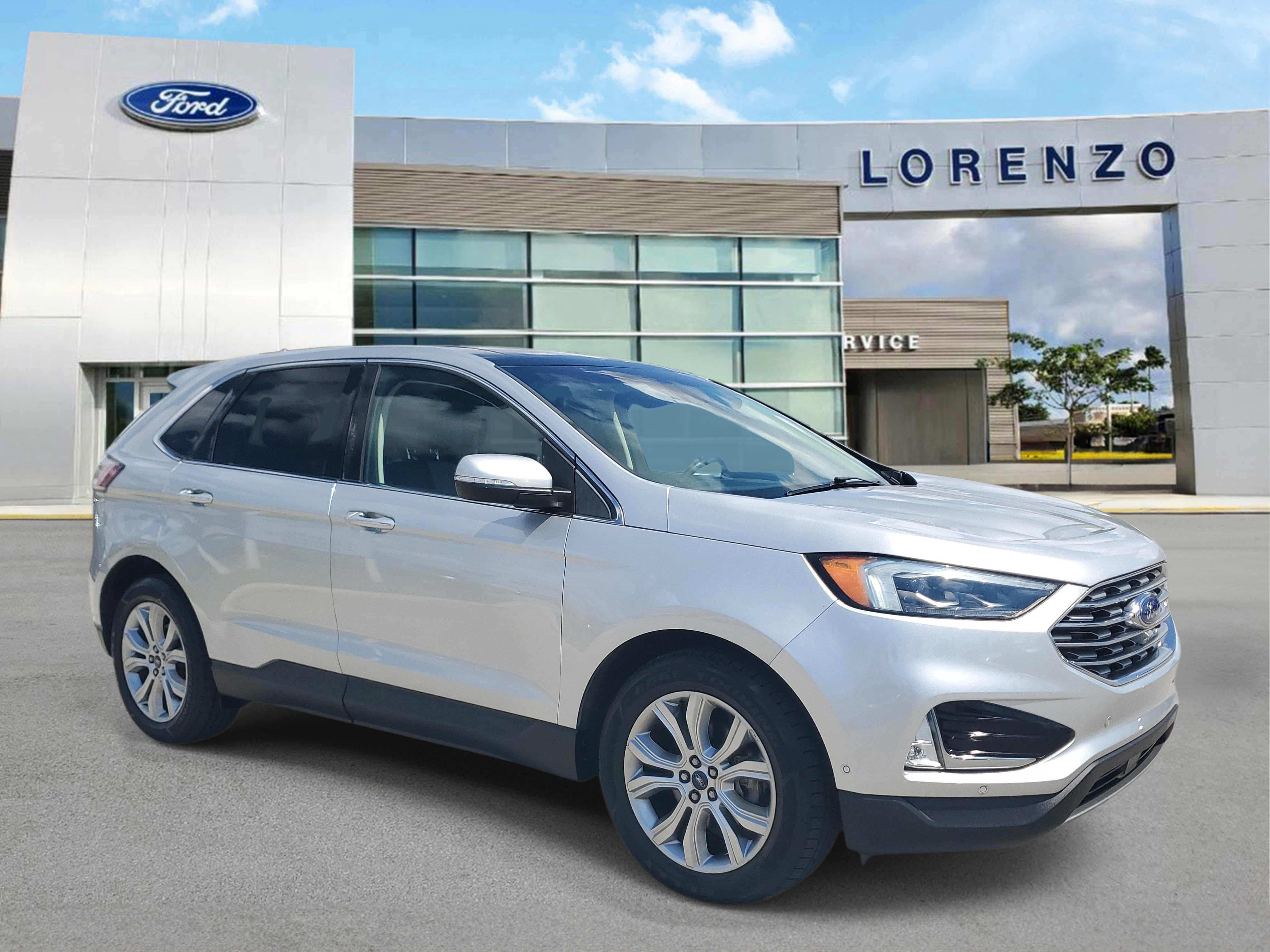 Used 2019 Ford Edge Titanium w/ Equipment Group 301A image 3