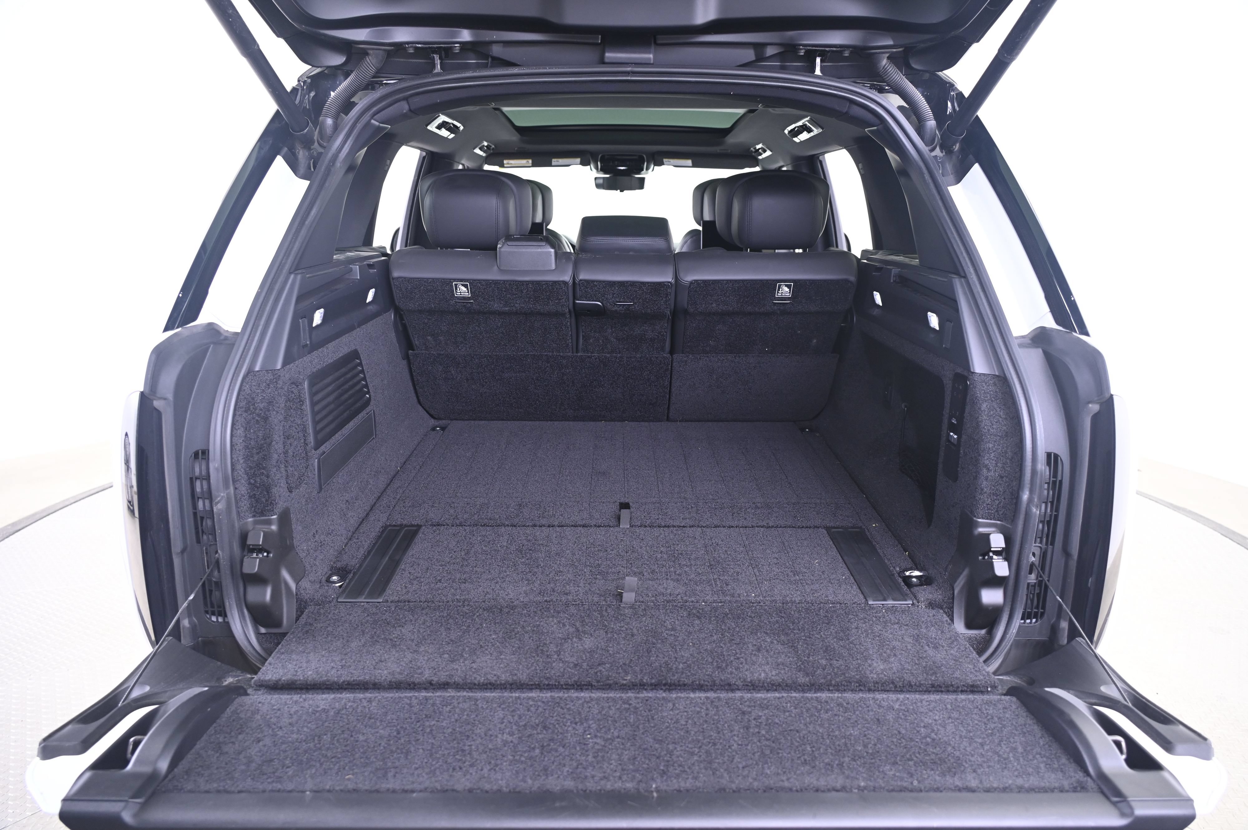 Used 2024 Land Rover Range Rover Autobiography AWD/4WD image 15