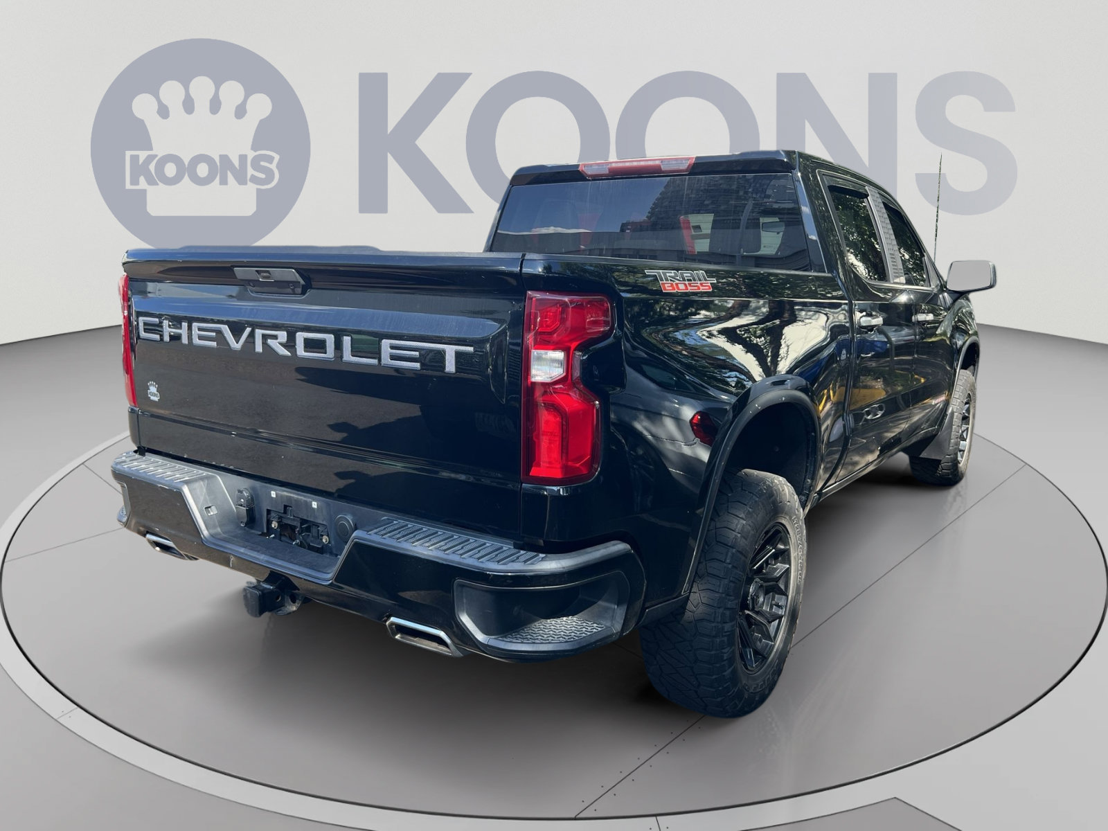 Used 2019 Chevrolet Silverado 1500 LT Trail Boss w/ Convenience Package AWD/4WD image 5