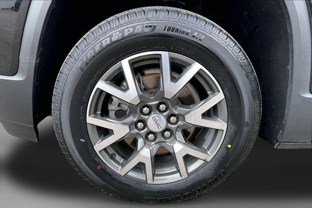 Certified 2023 GMC Acadia SLE w/ Driver Convenience Package FWD image 9